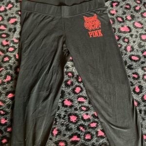 PINK Victoria's Secret Leggings With Wildcat logo